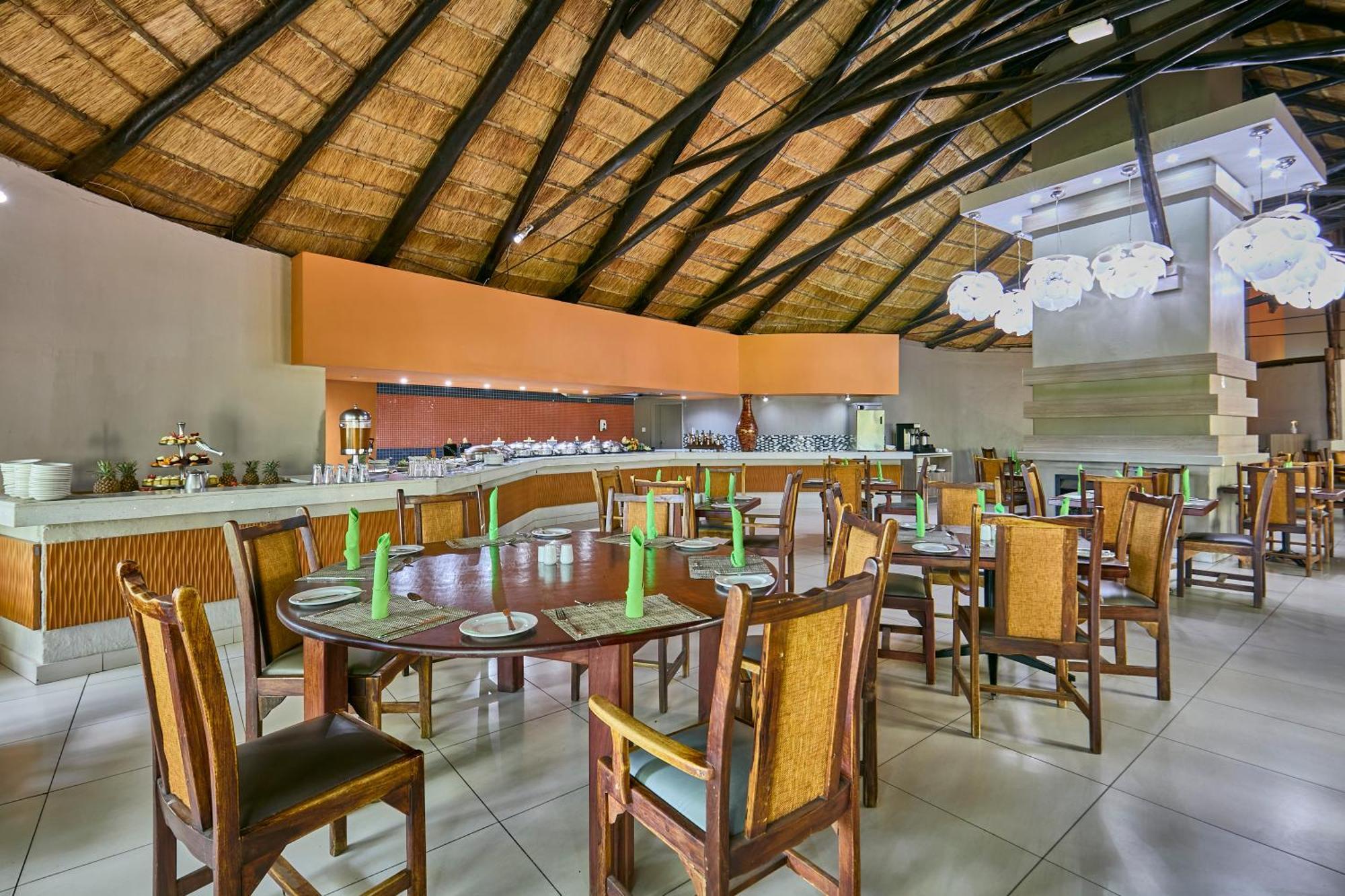 Cresta Marang Gardens Hotel Francistown Exterior photo