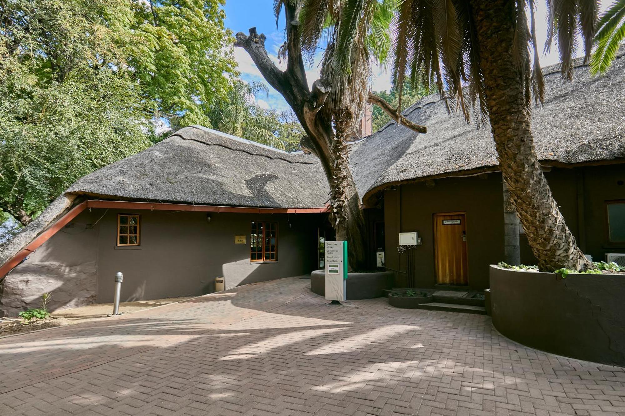 Cresta Marang Gardens Hotel Francistown Exterior photo