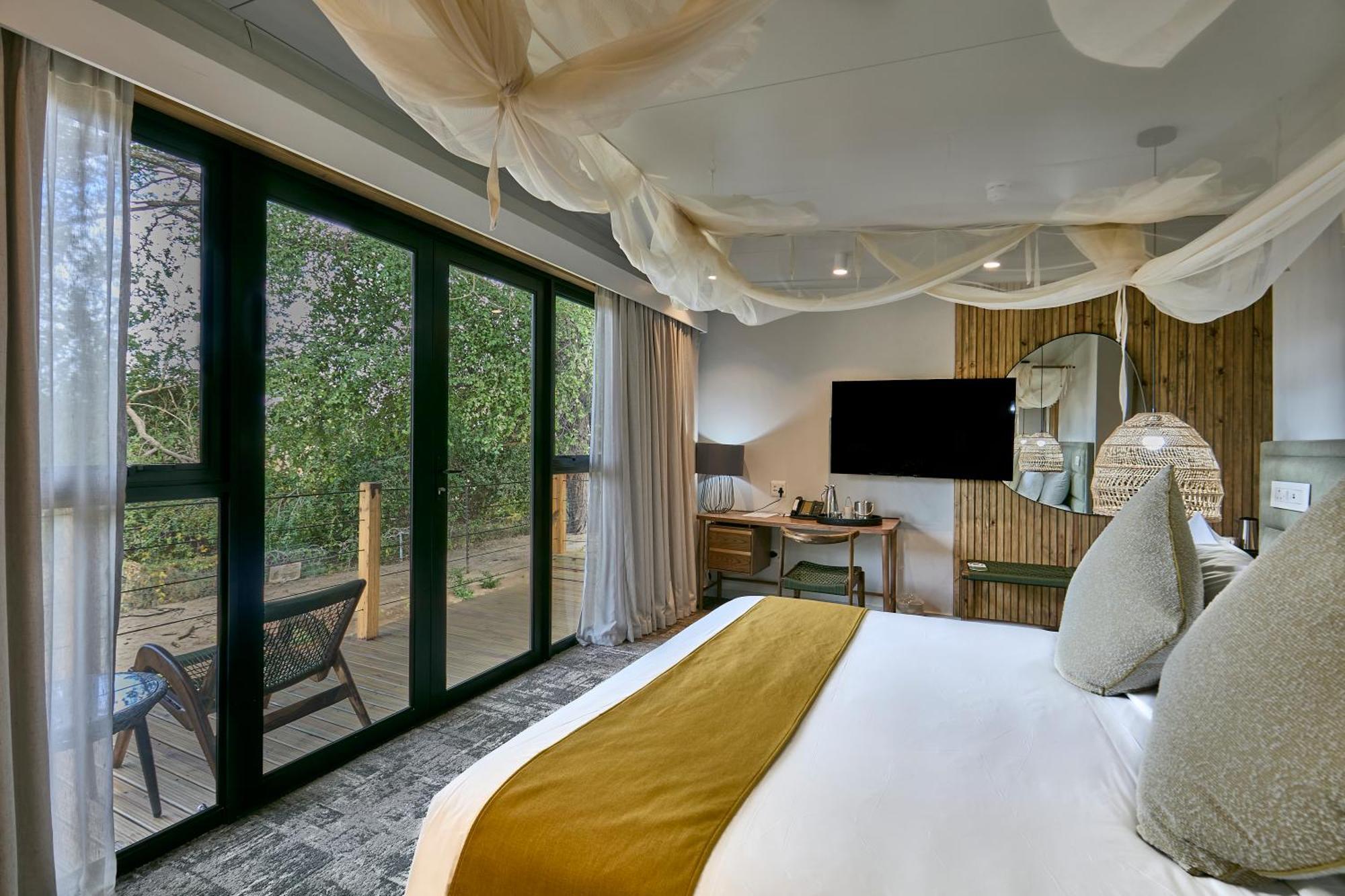 Cresta Marang Gardens Hotel Francistown Exterior photo